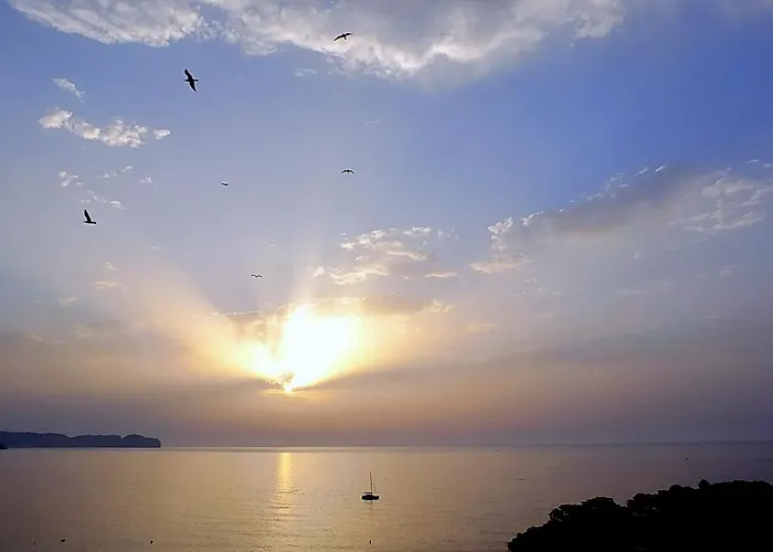 Апартаменти El Amanecer De 2 *